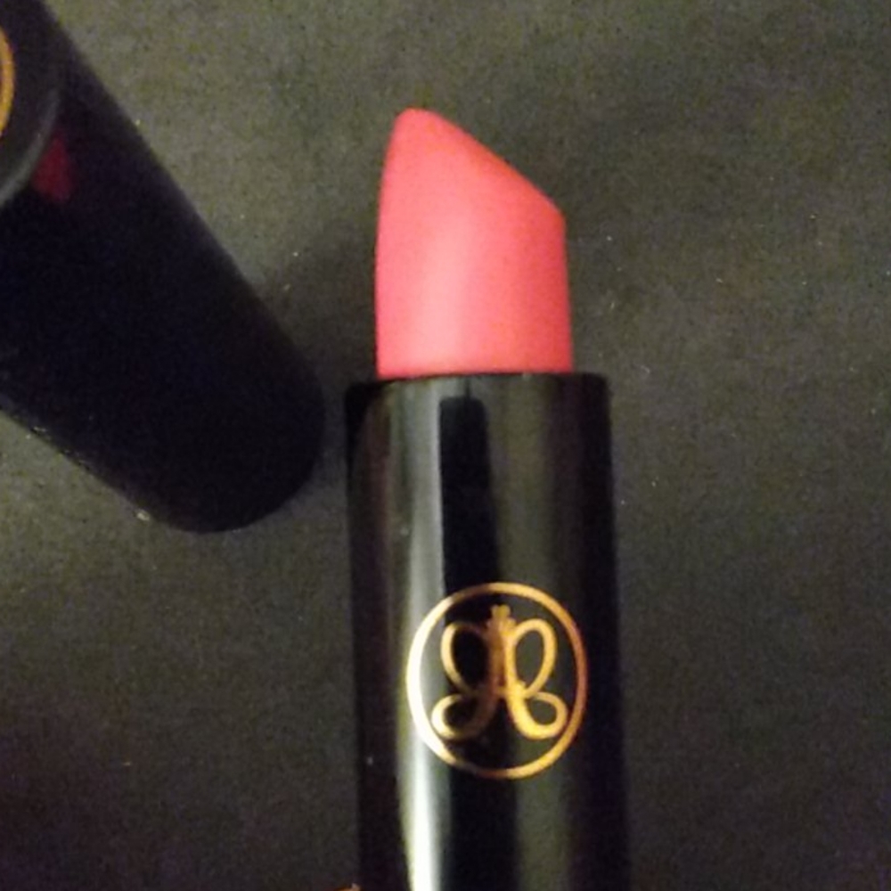 Anastasia Beverly Hills Matte Lipstick STARGAZER